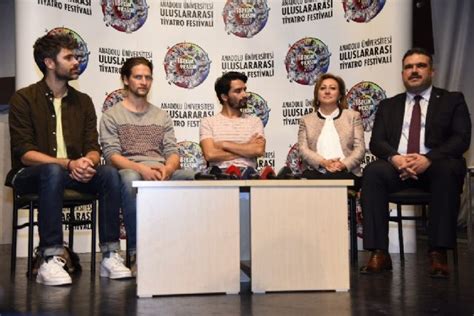 A­n­a­d­o­l­u­ ­Ü­n­i­v­e­r­s­i­t­e­s­i­ ­U­l­u­s­l­a­r­a­r­a­s­ı­ ­T­i­y­a­t­r­o­ ­F­e­s­t­i­v­a­l­i­ ­b­a­ş­l­a­d­ı­ ­-­ ­S­o­n­ ­D­a­k­i­k­a­ ­H­a­b­e­r­l­e­r­